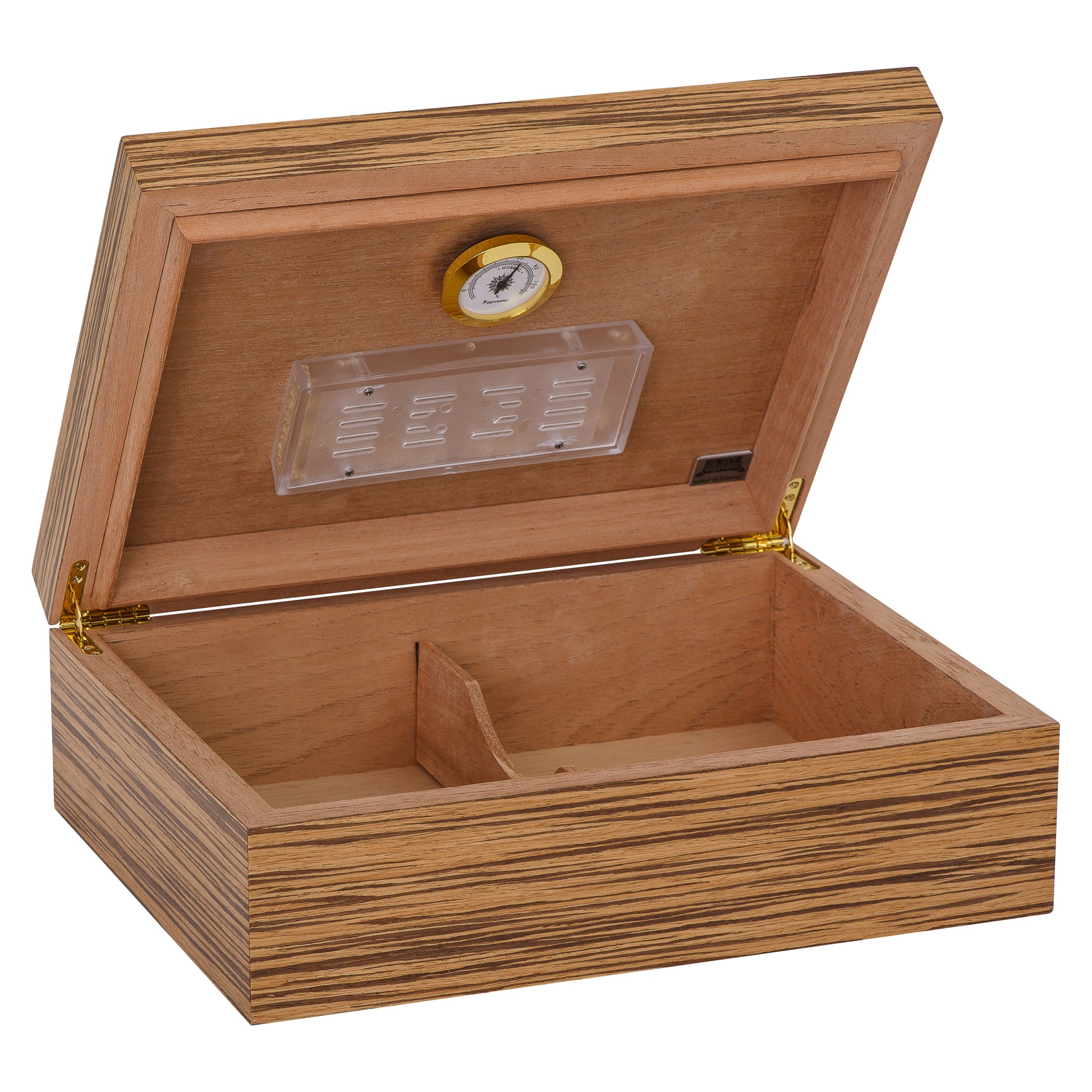 Complete Display – Cigar Accessories Inside Altesse Humidor