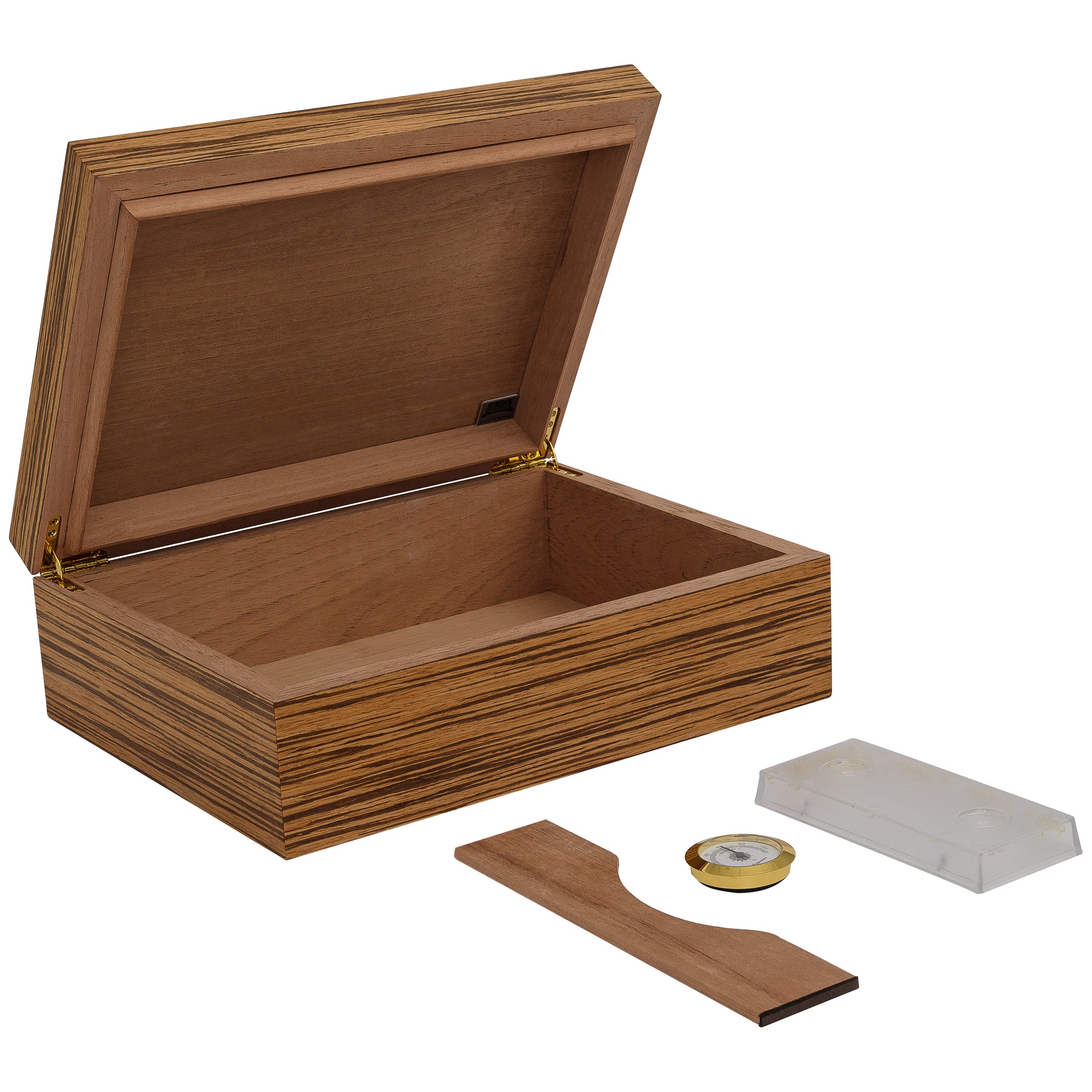 Complete Display – Cigar Accessories Inside Altesse Humidor