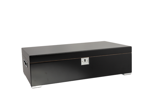 Valentino Noir Humidor – Closed View with Black Lacquer Finish