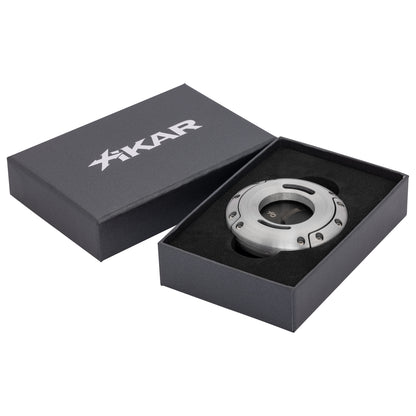 Close-up – XO Cutter Blades and Button Release